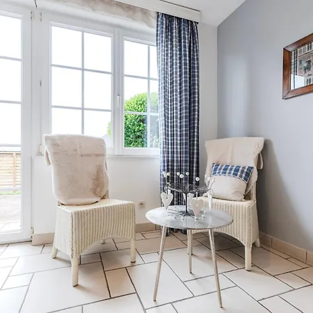 Villa Private Jacuzzi, 3 Suites, Enclosed Garden & Parking Hipsheim